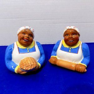 Vintage Clay Art Black American  Bakers Salt & Pepper Shakers